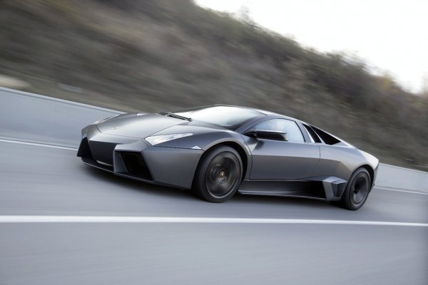 Lamborghini Reventon.